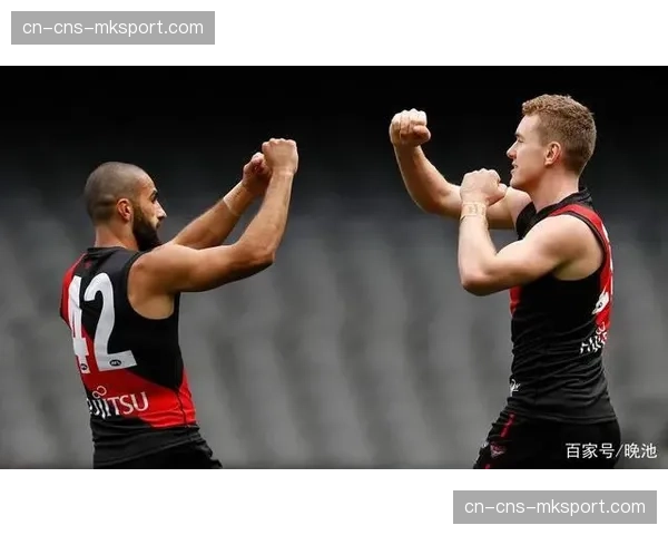 南非超级橄榄球联赛: Bulls主场大胜 Sharks,锁定季后赛席位 南非超级橄榄球联赛: Bulls主场大胜 Sharks,锁定季后赛席位